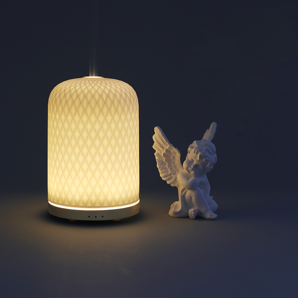 Tino-Handmade_Porcelain_Cover_Ultrasonic_Diffuser_With_RGB_Light-9.jpg